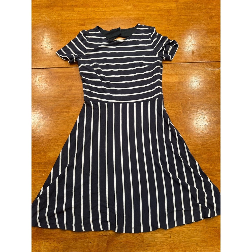 LOFT Women Gray White Striped Jersey Fit & Flare Dress Cap Sleeve Size 2